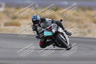 media/Dec-17-2022-SoCal Trackdays (Sat) [[224abd9271]]/Turn 16 (210pm)/